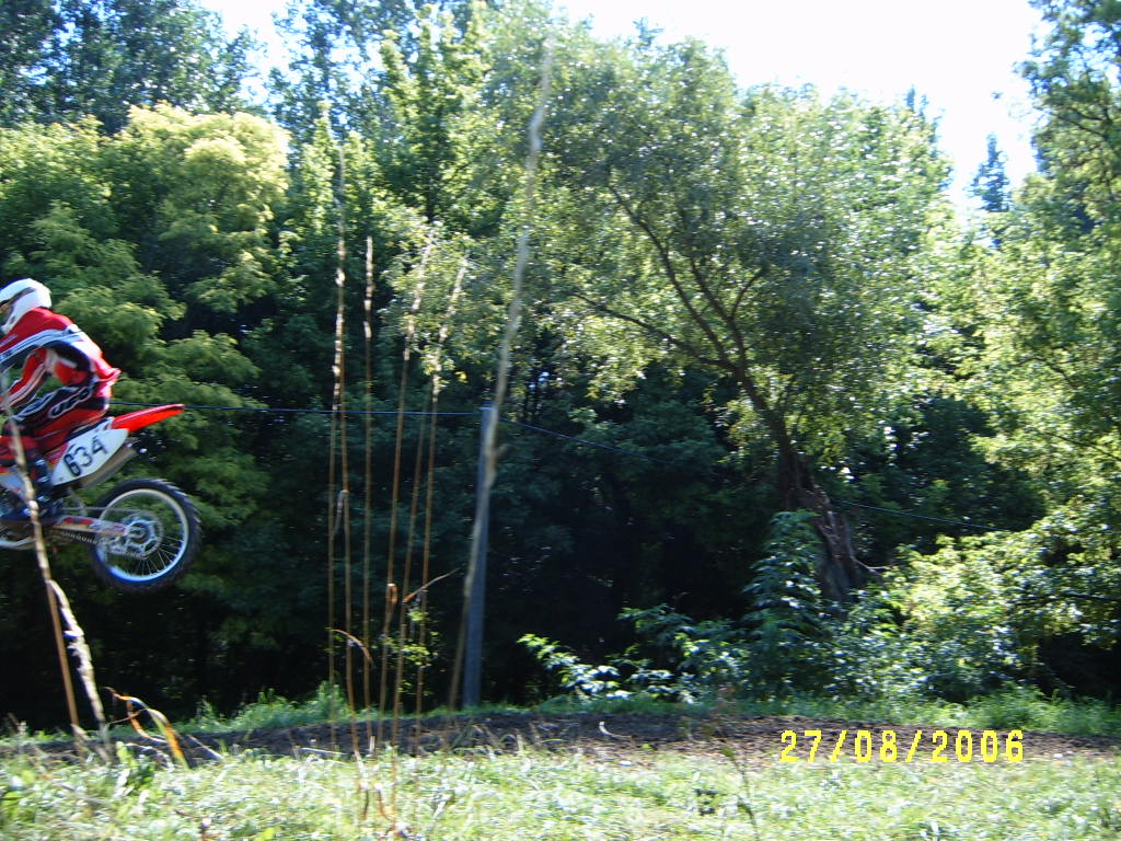 S3700160.JPG