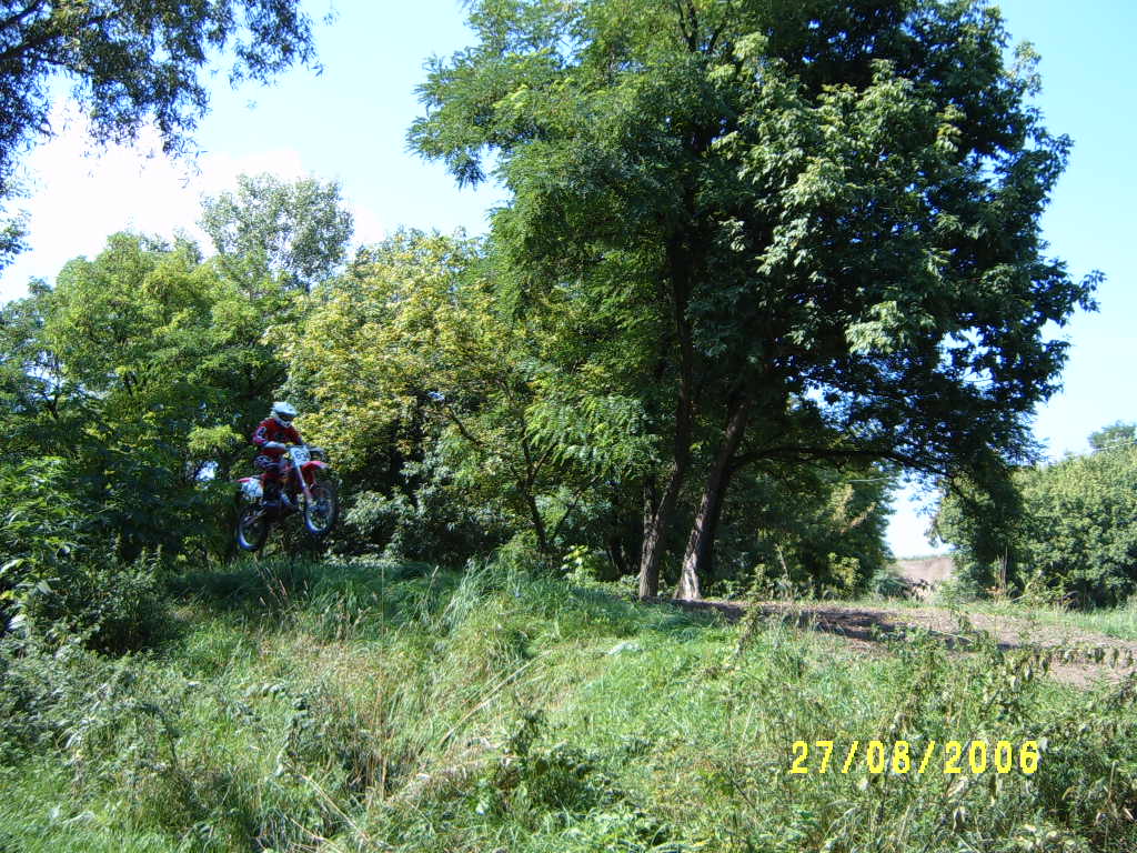 S3700161.JPG
