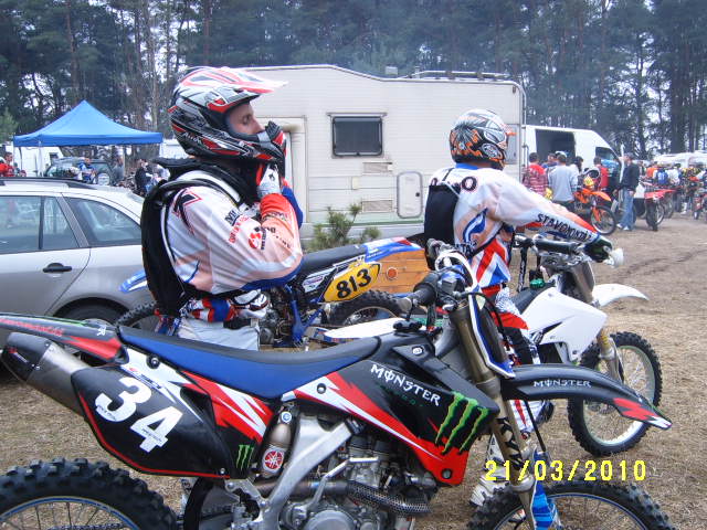 S3700208.JPG