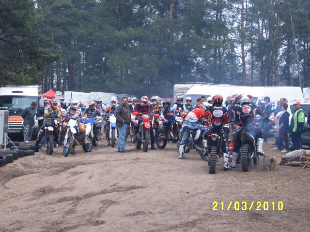 S3700209.JPG