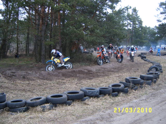 S3700216.JPG