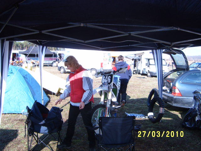 S3700227.JPG