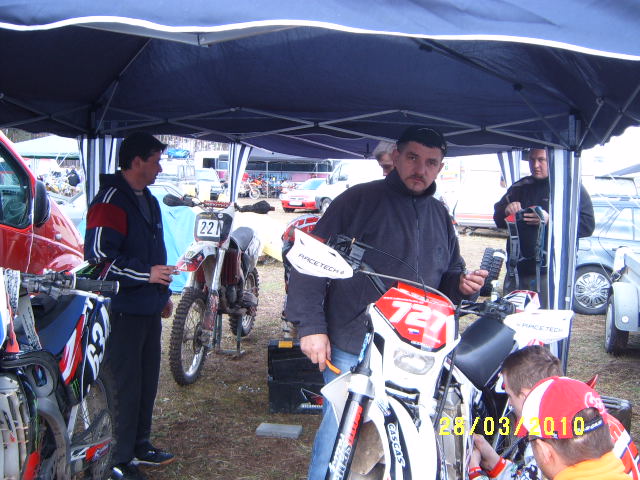 S3700234.JPG
