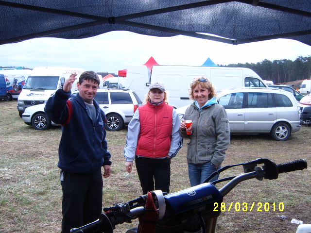 S3700237.JPG