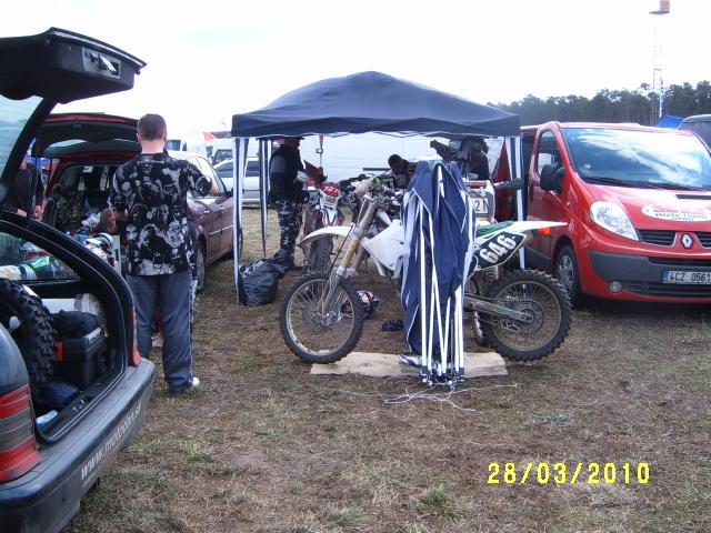 S3700252.JPG