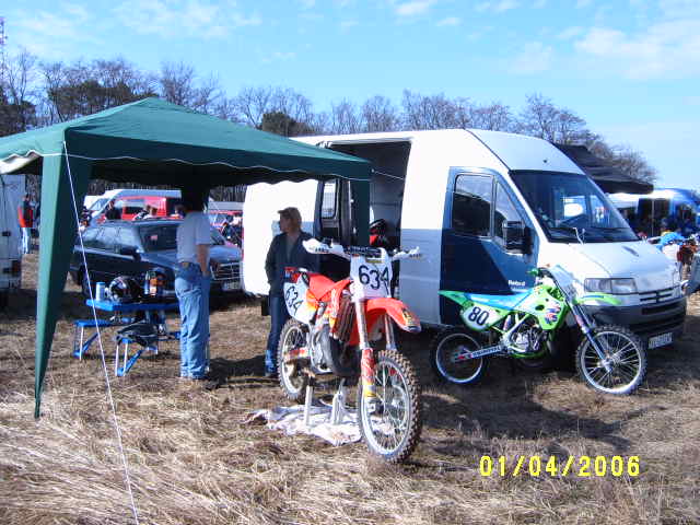 S3700205.JPG