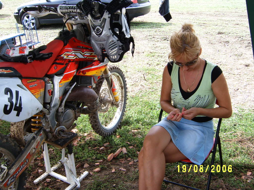 S3700103.JPG