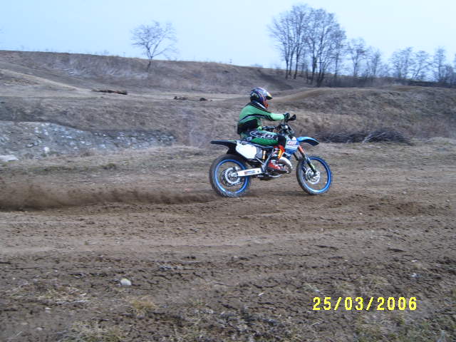 S3700187.JPG