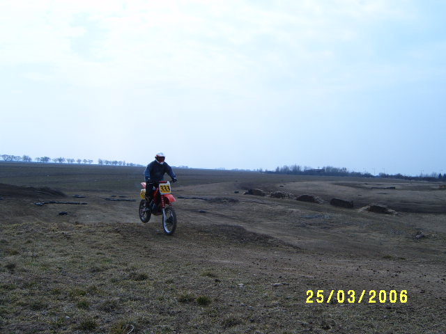 S3700188.JPG