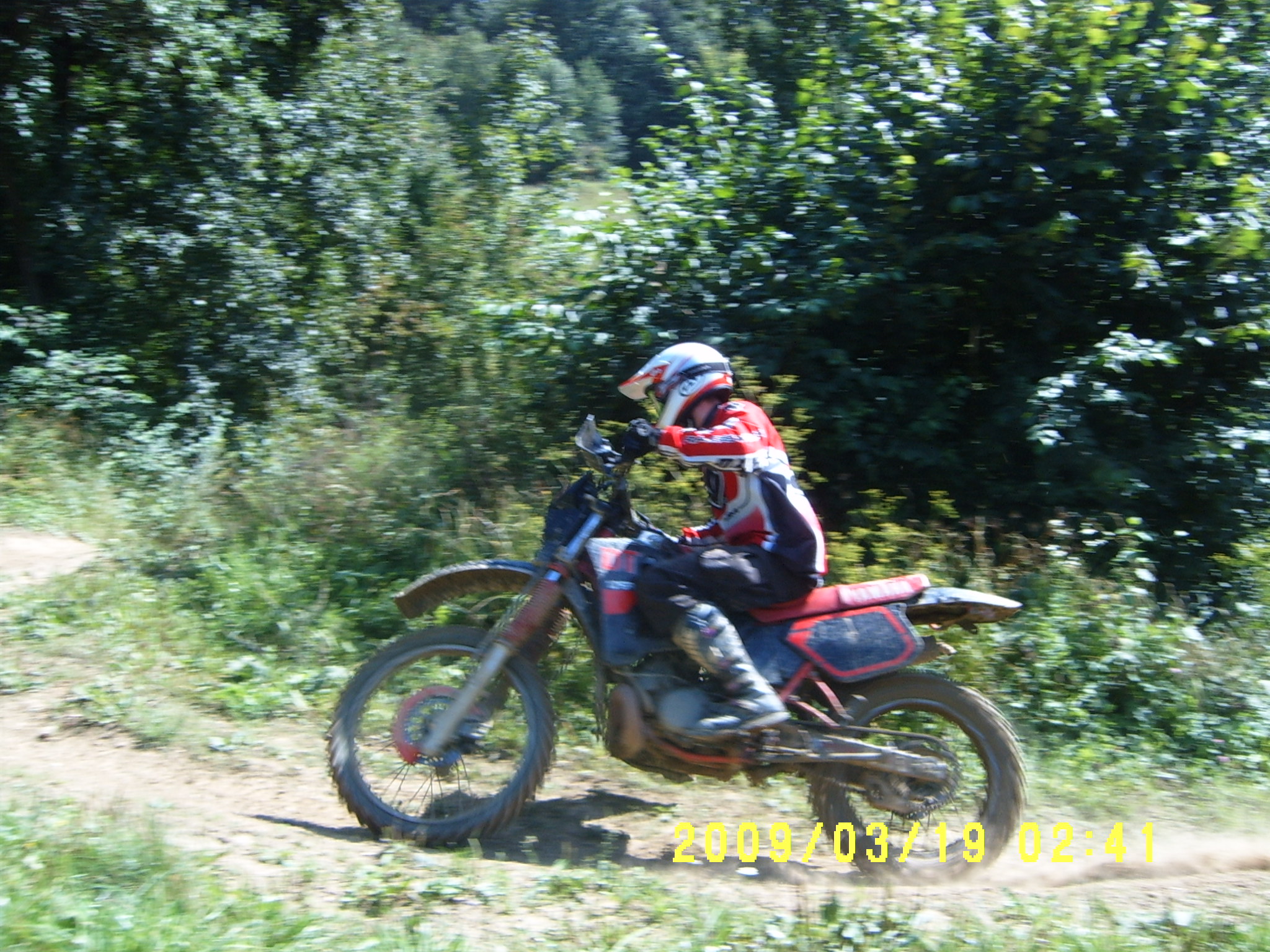 S3700144.JPG